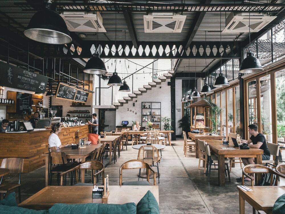 Café dining room with industrial lighting
